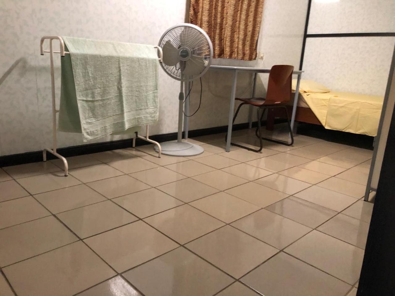 Unu Pikin Guesthouse Paramaribo Rom bilde
